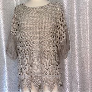 Drapers & Damon‘s two layer knit top